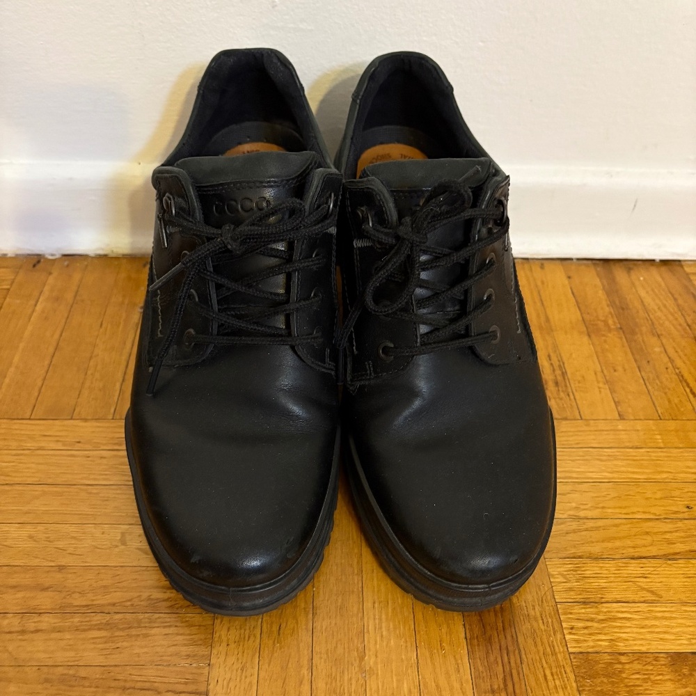 Ecco Black Leather Derby Lace-Up Oxfords